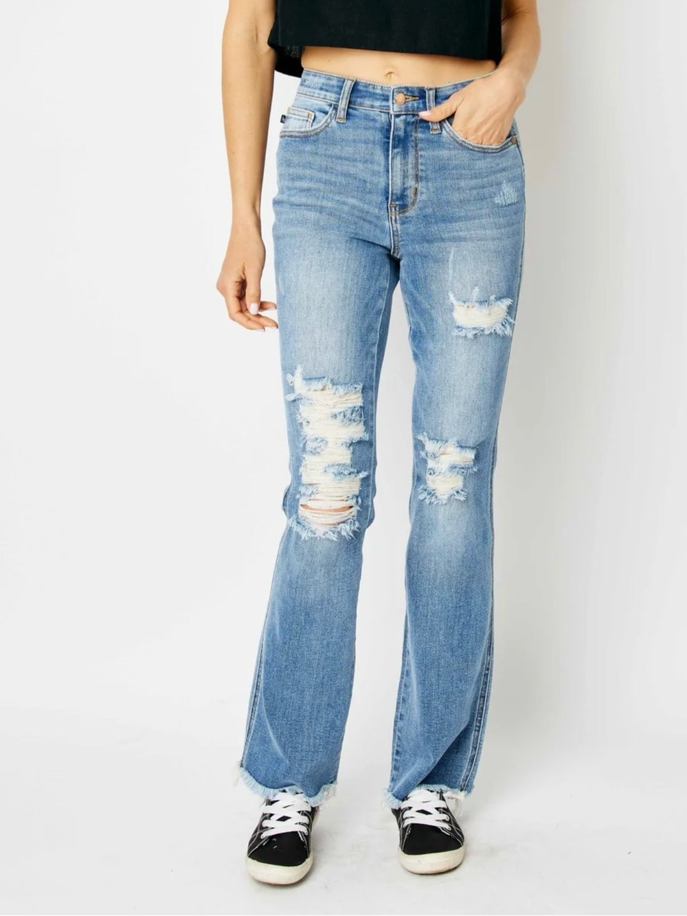 JUDY BLUE MEDIUM WASH HIGH WAIST DESTROY FRAY HEM BOOTCUT
